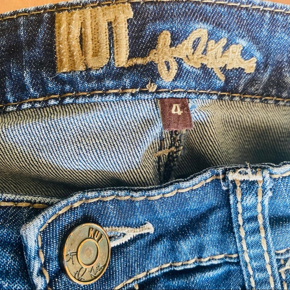 Distressed Bootcut Kut from the Kloth Jeans - Picture 6 of 8